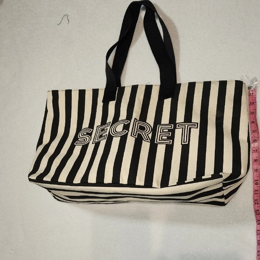 Victoria K Monochrome Striped Tote